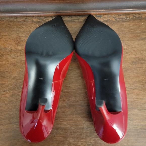 Red Patent Guess Heels Size 10 - Picture 3 of 5